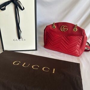 Gucci Marmont Medium Size Purse